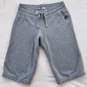 2000s Nike activewear grey sweat shorts Size XS